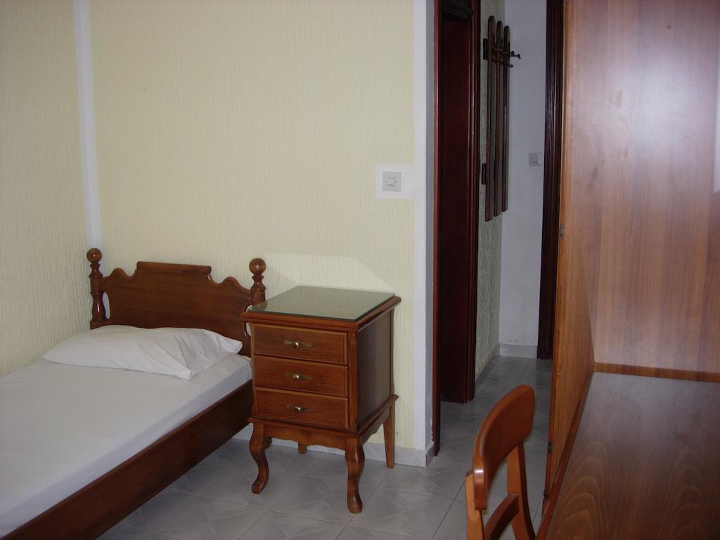 Rooms & Apartments Anka Bar Room photo